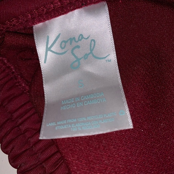 *3/20 Kona Sol maroon flowered bikini top size small - Picture 4 of 7